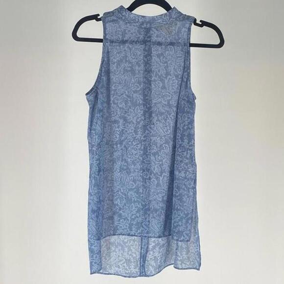 Chic Light Blue Sheer Sleeveless Top - Picture 1 of 2